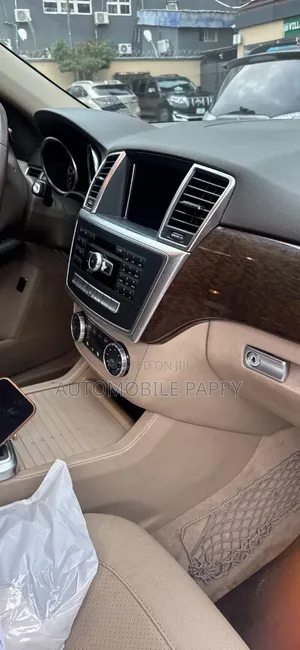 Mercedes-Benz M Class 2015 Black
