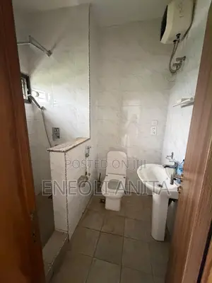 3bdrm Block of Flats in Wuye for rent