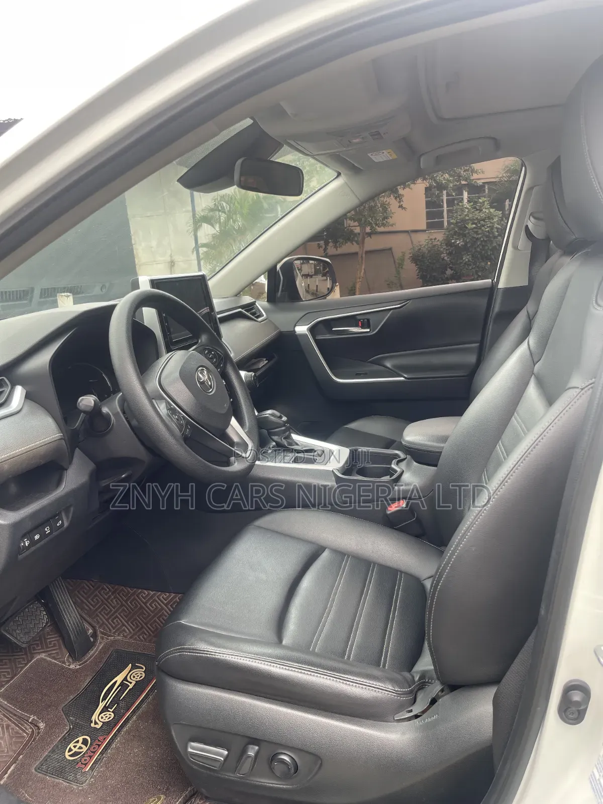 Toyota RAV4 2020 White