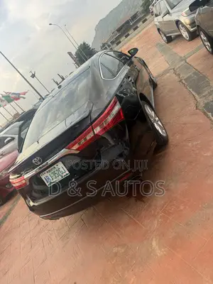 Toyota Avalon Limited 4dr Sedan (3.5L 6cyl 6A) 2014 Black
