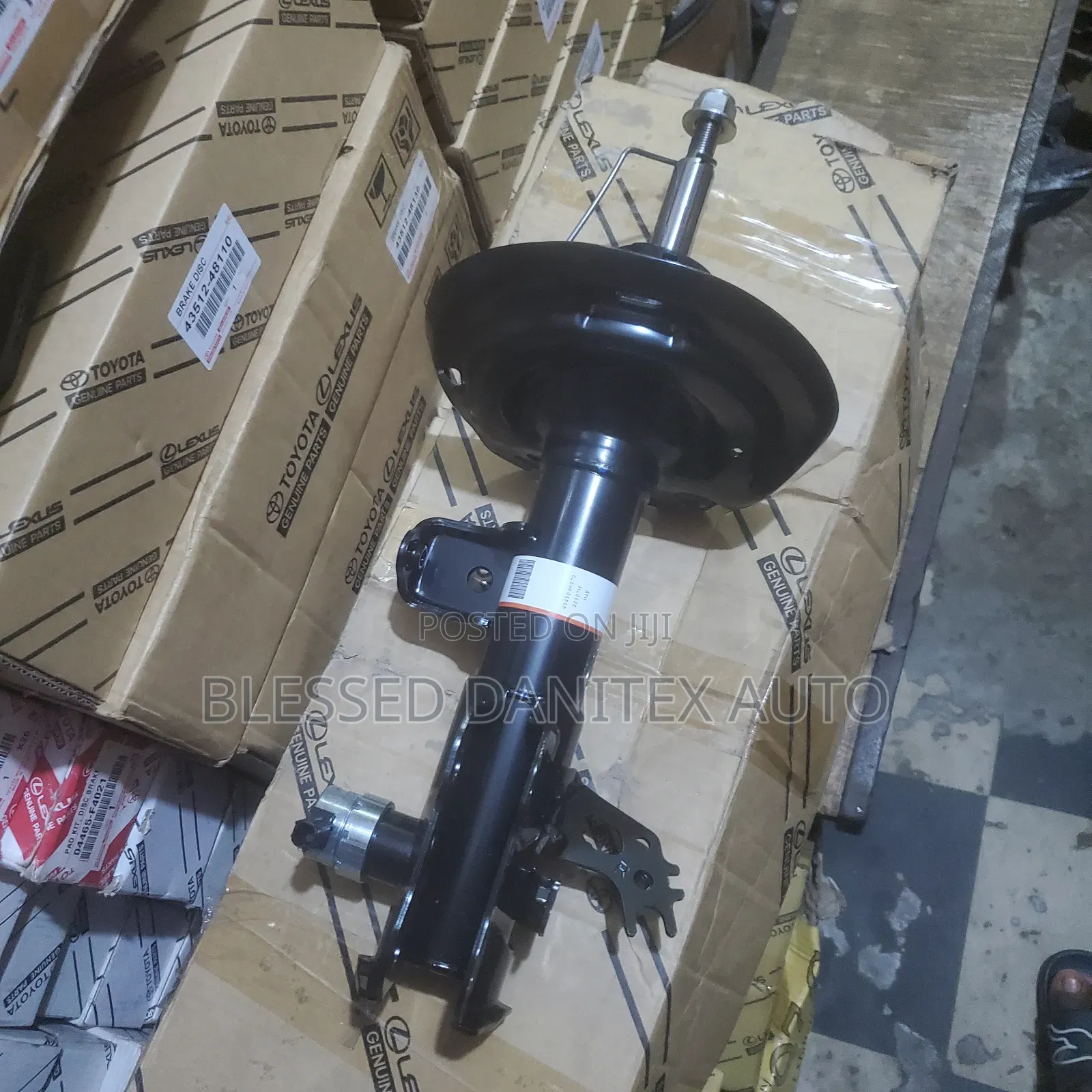 Original Front Shock Absorber Camry 2018 /2025 Sensor Type