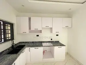 3bdrm Apartment in Gbagada for rent