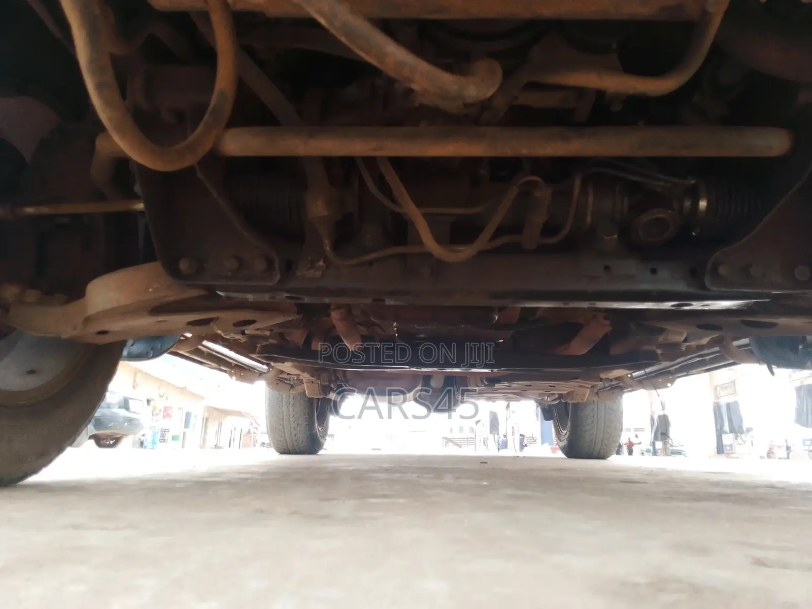Nissan Pathfinder 2002 Gold