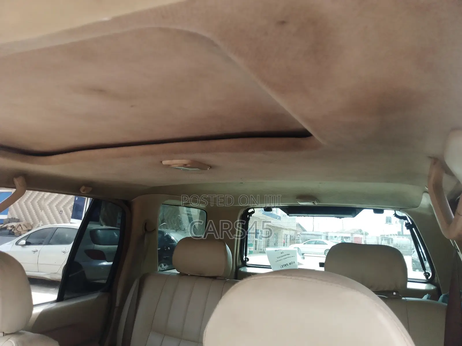 Nissan Pathfinder 2002 Gold