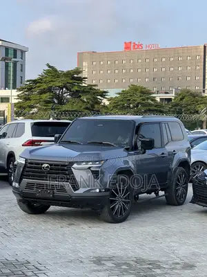 Lexus GX 550 Premium+ 4WD 2025 Gray