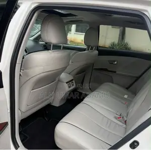 Toyota Venza 2010 White