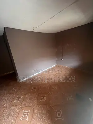 1bdrm Room & Parlour in Ajadi, Ologuneru for rent