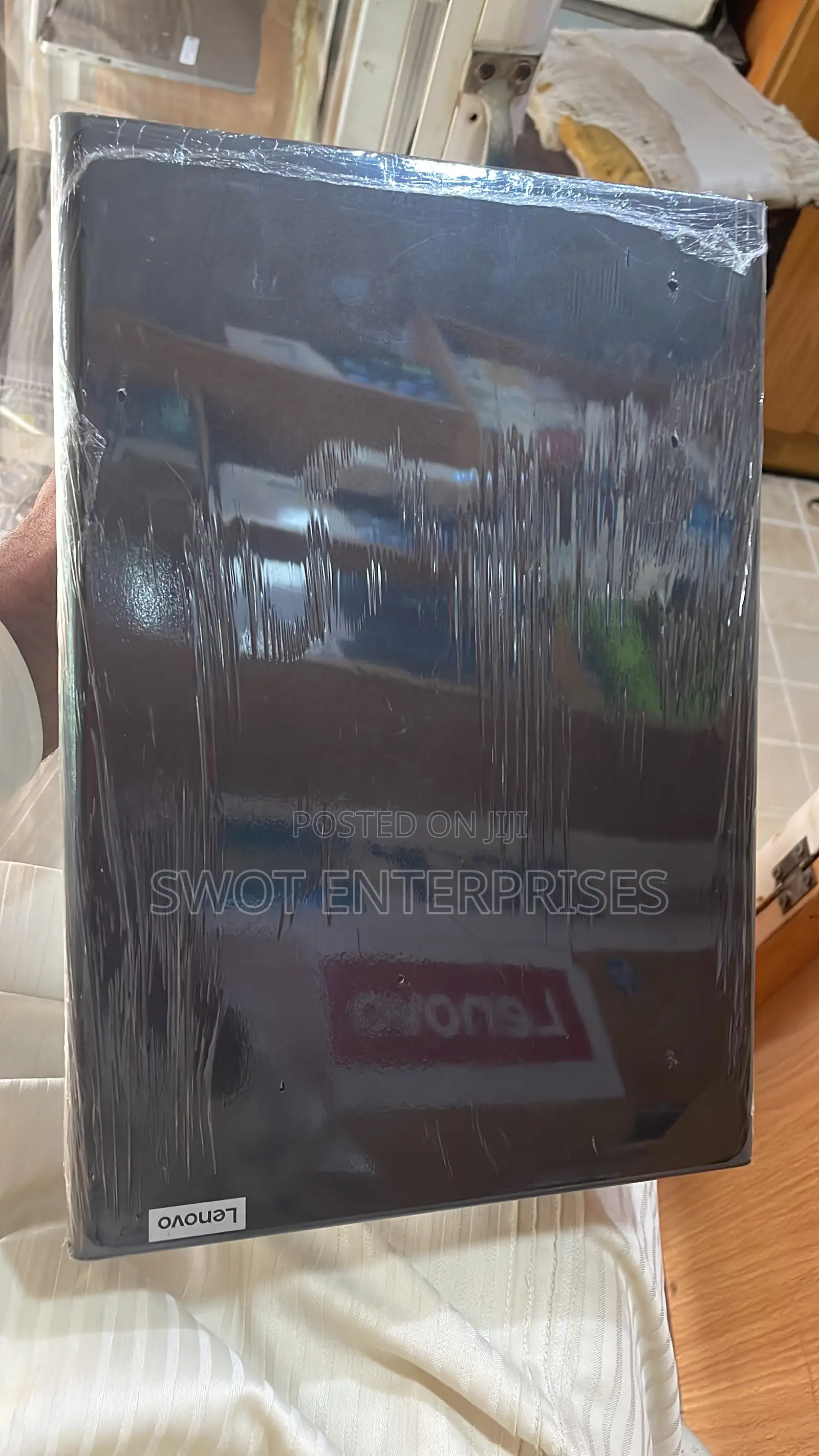 Laptop Lenovo 100e 4GB AMD SSD 640GB