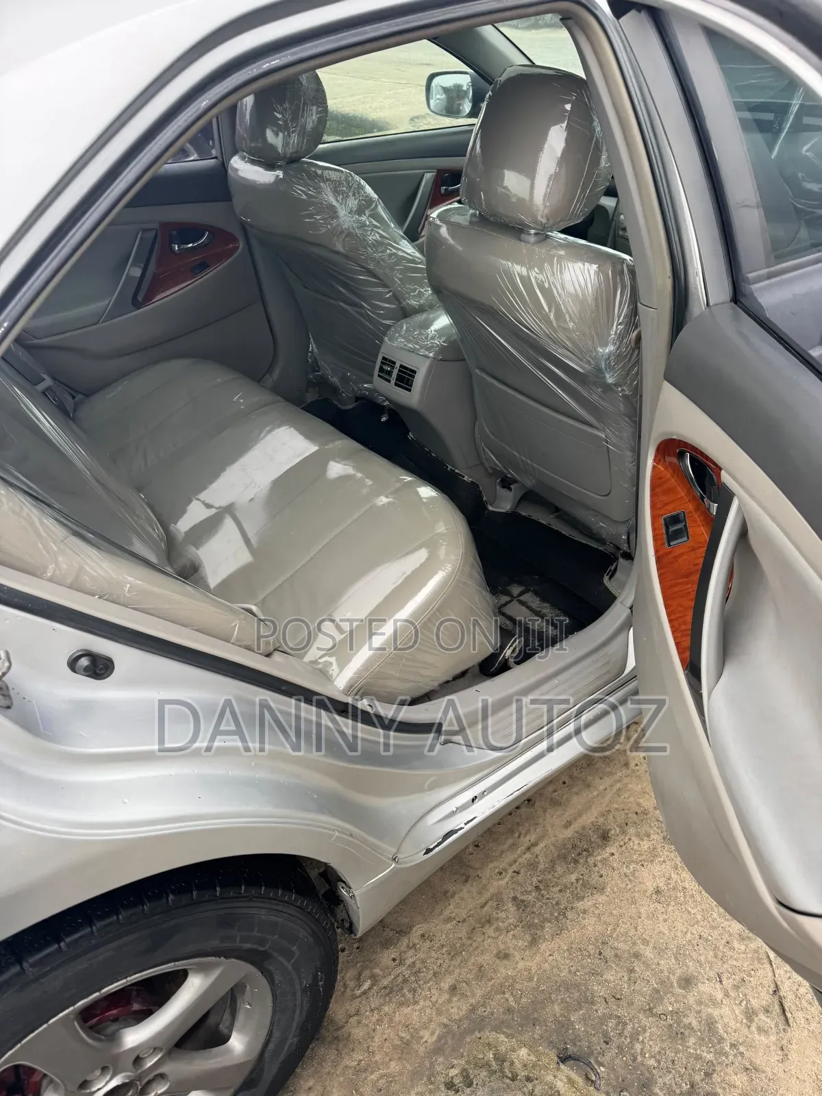 Toyota Camry 2010 Silver