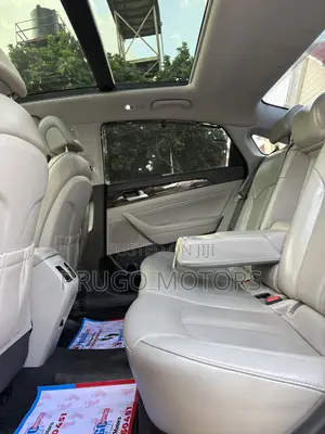 Hyundai Sonata Limited Sedan FWD (2.4L 4cyl 6A) 2016 Silver