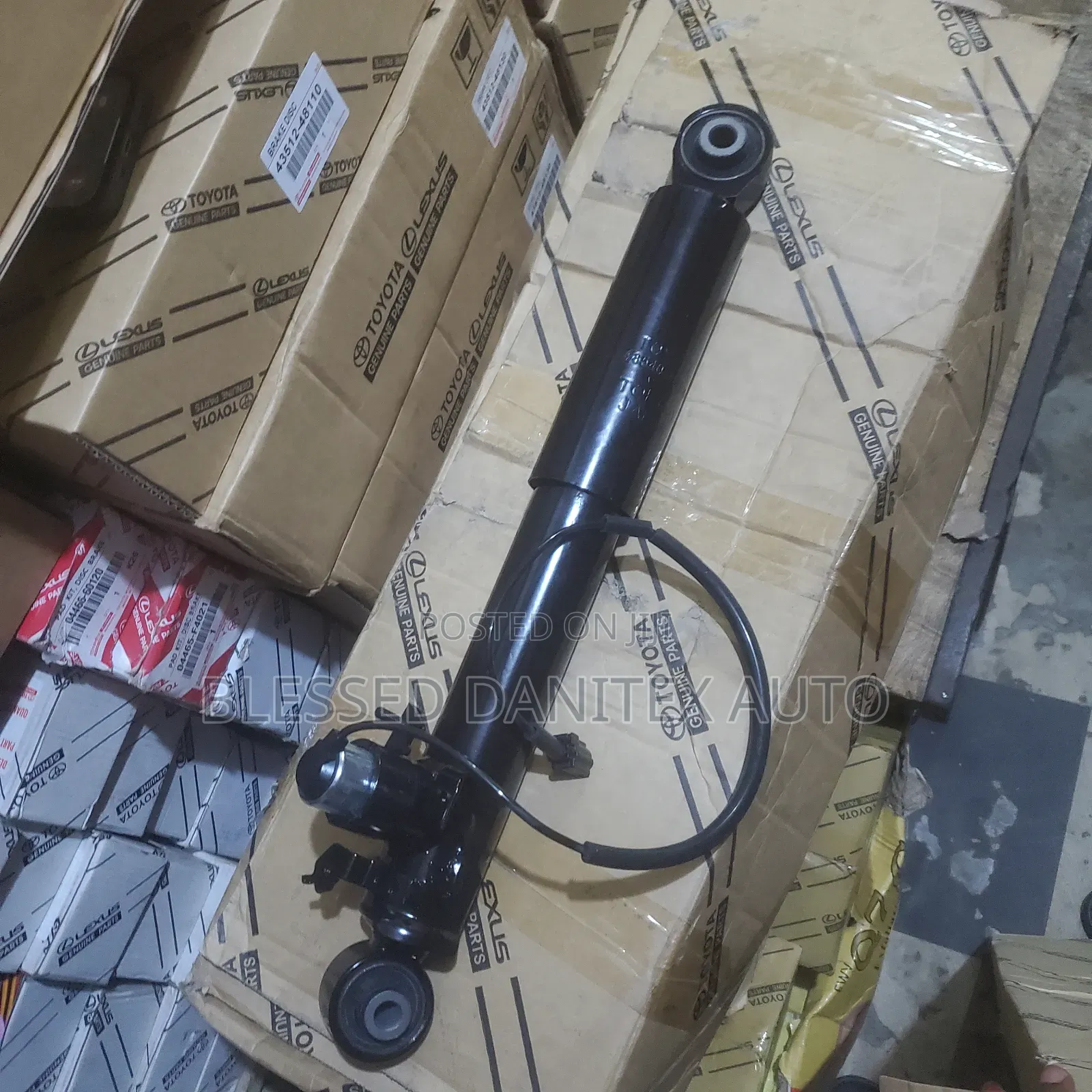 Original Back Shock Abserber Rx350 2018/2025 Sensor Type