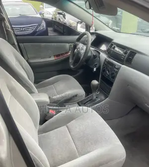 Toyota Corolla 2004 Silver