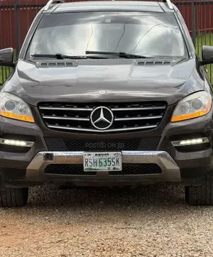 Mercedes-Benz M Class 2014 Maroon