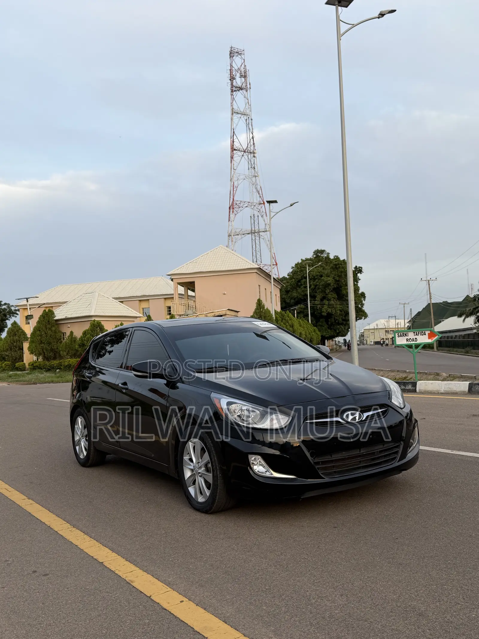 Hyundai Accent 2013 Black