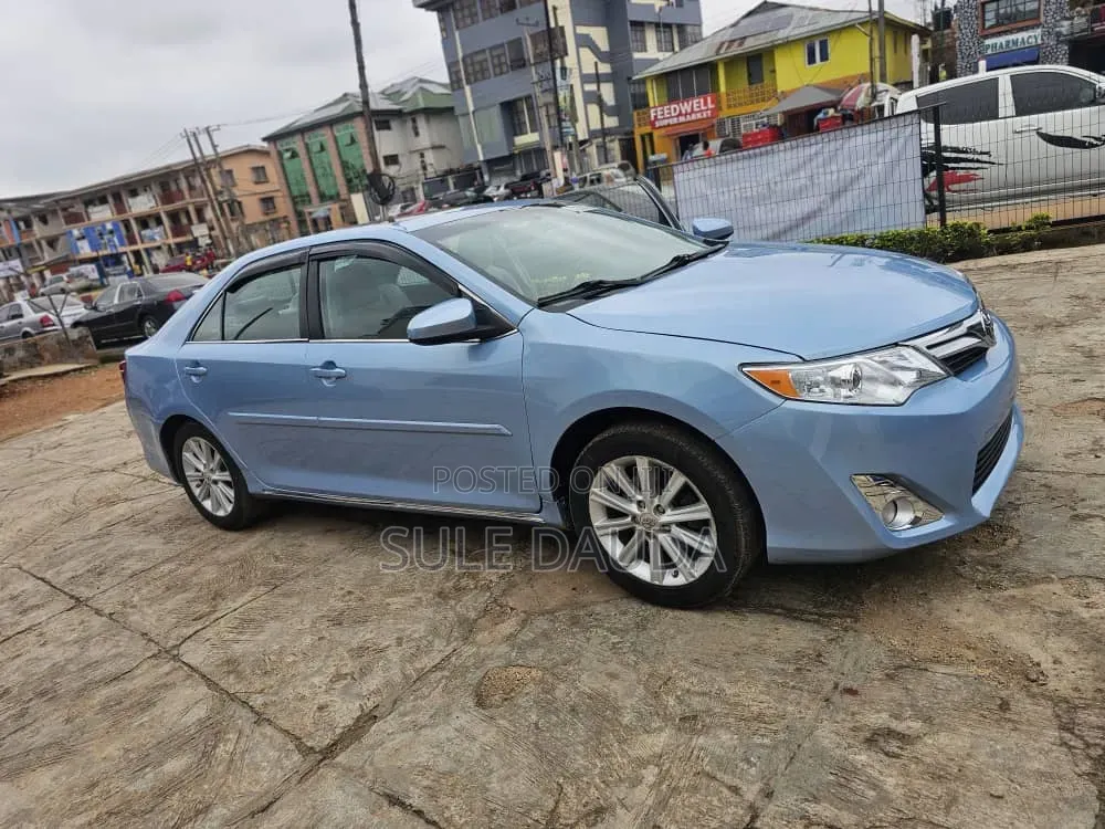 Toyota Camry 2013 Blue