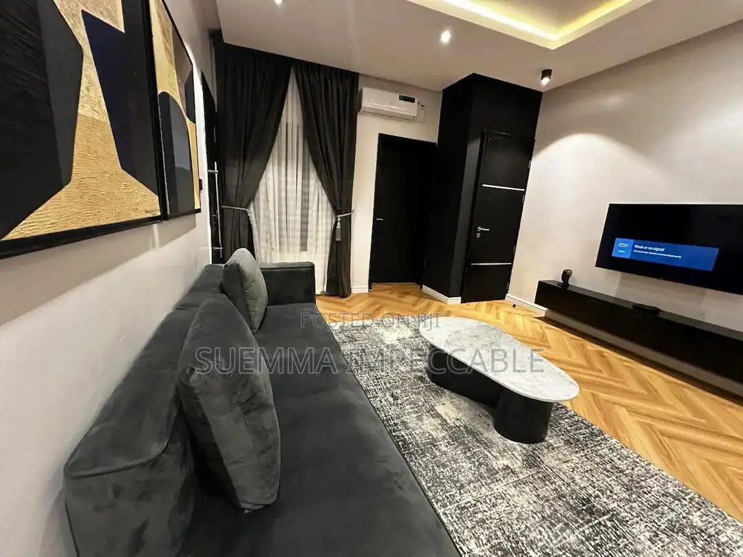 Luxurious Grey One Bedroom