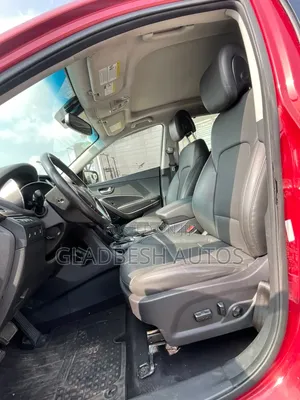 Hyundai Santa Fe 2018 Red