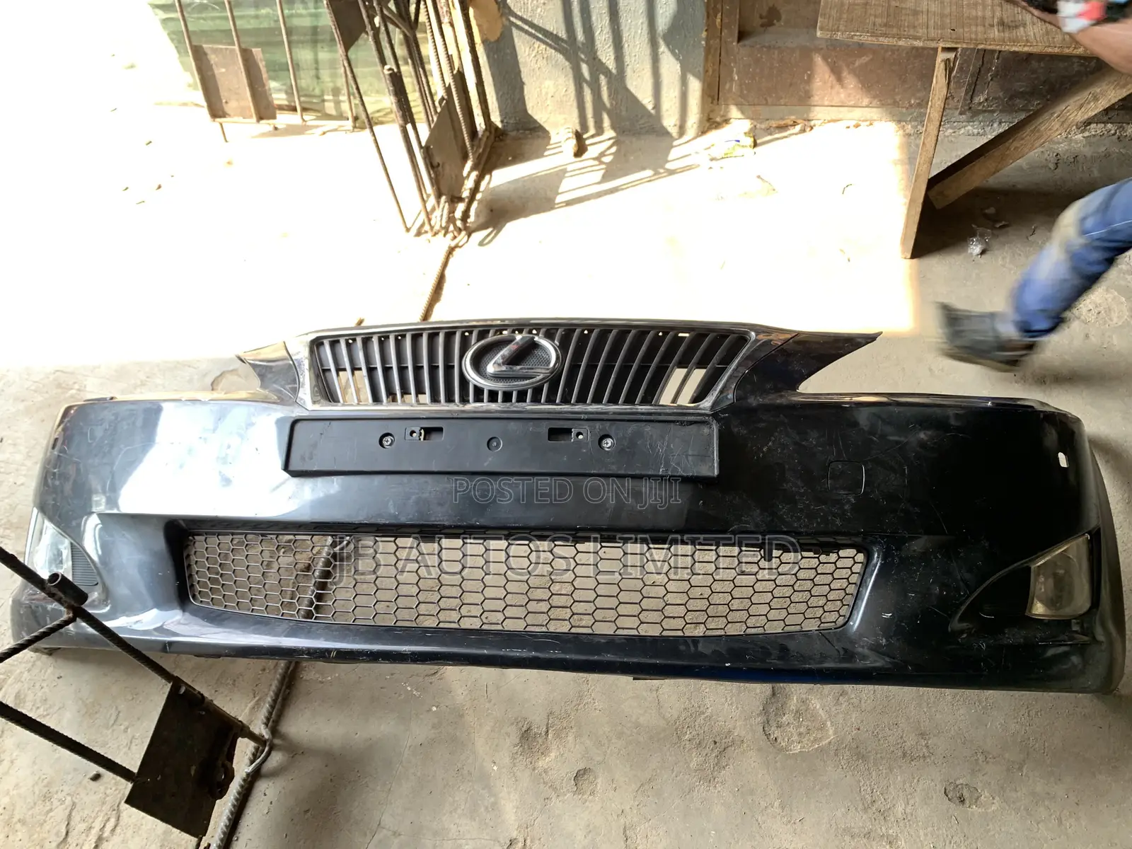 Complete Front Bumper Lexus Is250 2008 - 2010