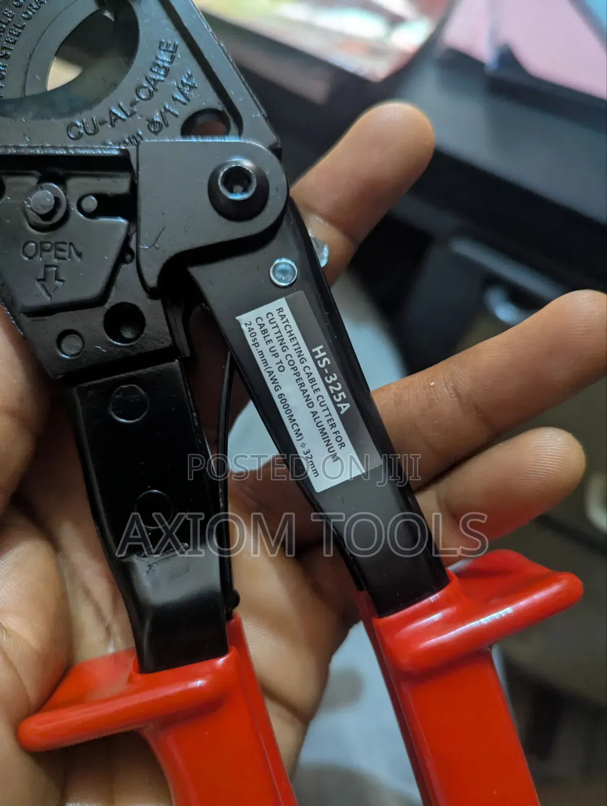 Ratchet Cable Cutter