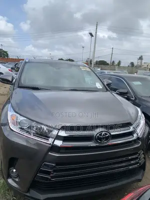 Toyota Highlander Limited 4dr SUV (3.5L 6cyl 6A) 2014 Gray
