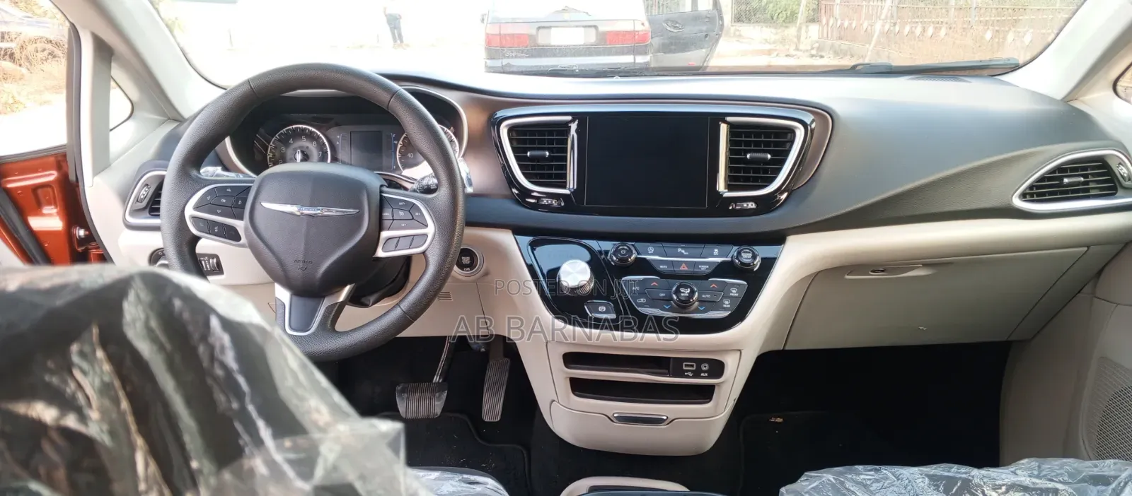Chrysler Pacifica 2018 Red
