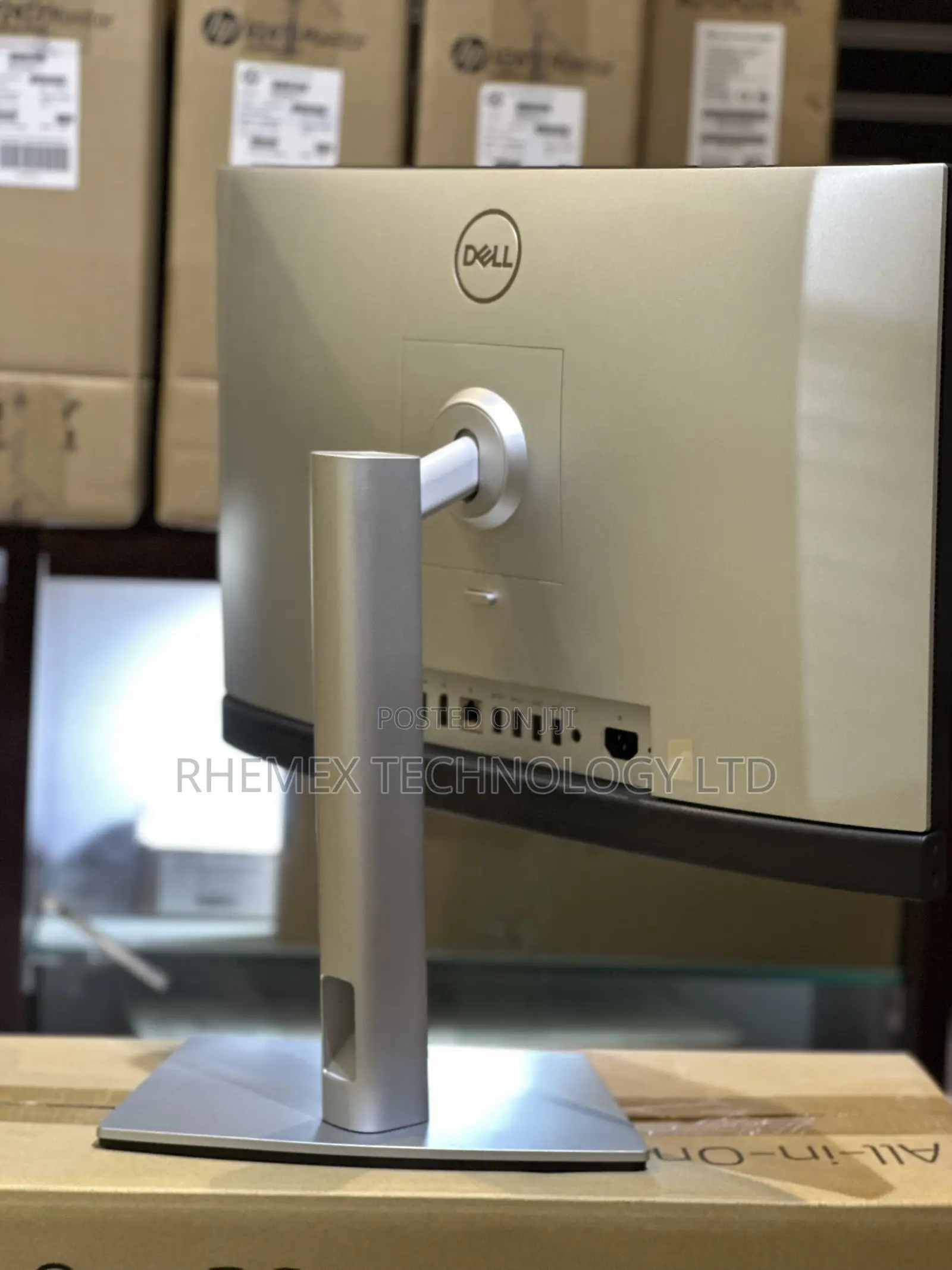 New Desktop Computer Dell OptiPlex 7410 16GB Intel Core i5 SSD 256GB