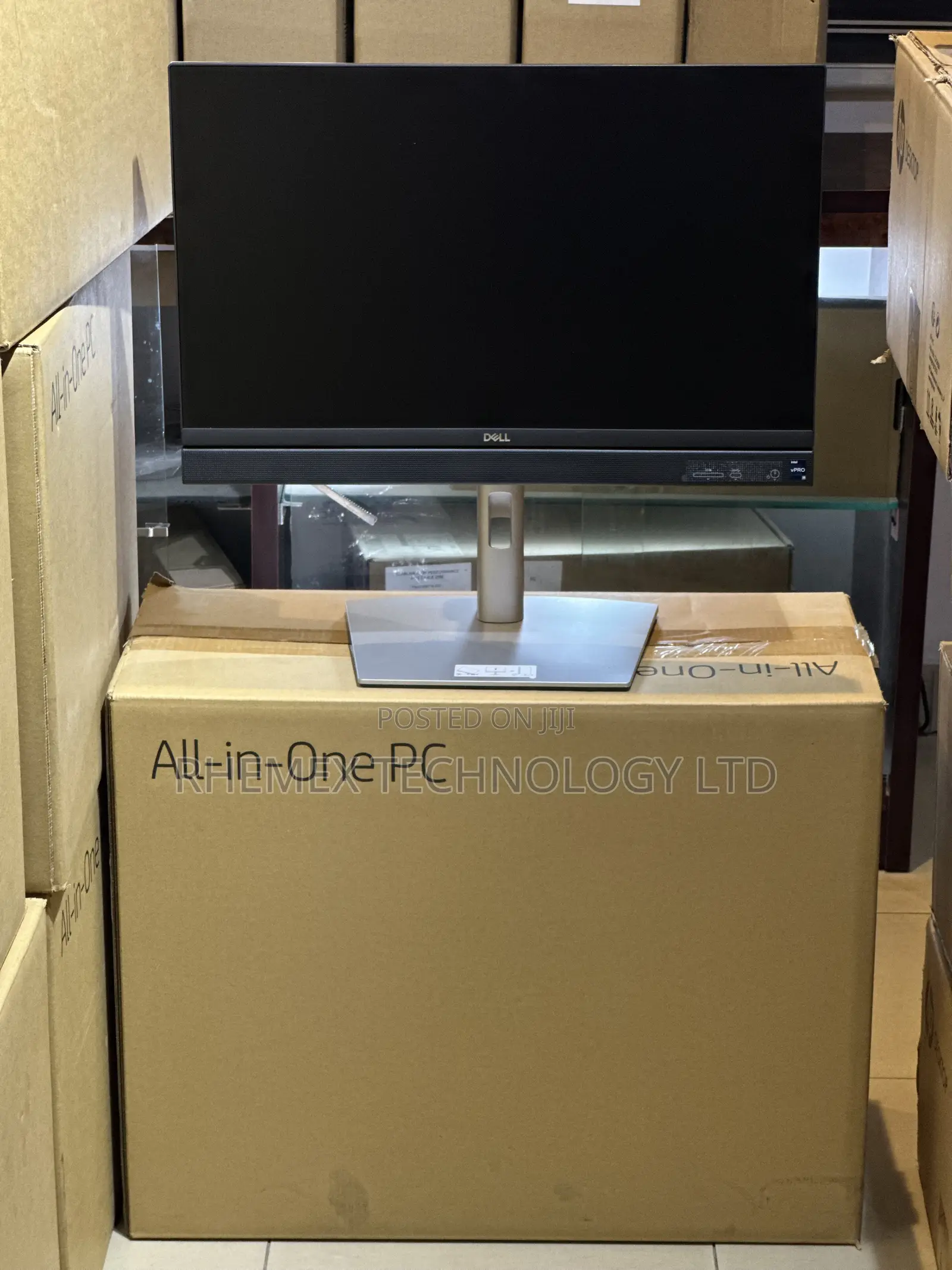 New Desktop Computer Dell OptiPlex 7410 16GB Intel Core i5 SSD 256GB