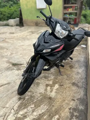 TVS Neo NX 2025 Black