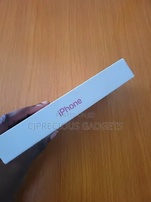 New Apple iPhone 16 Plus 128 GB Pink
