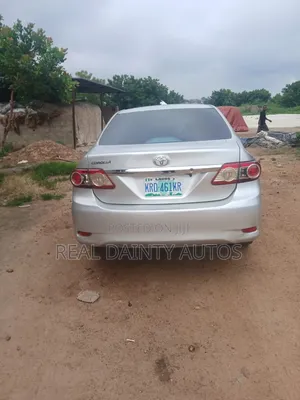 Toyota Corolla 2013 Silver