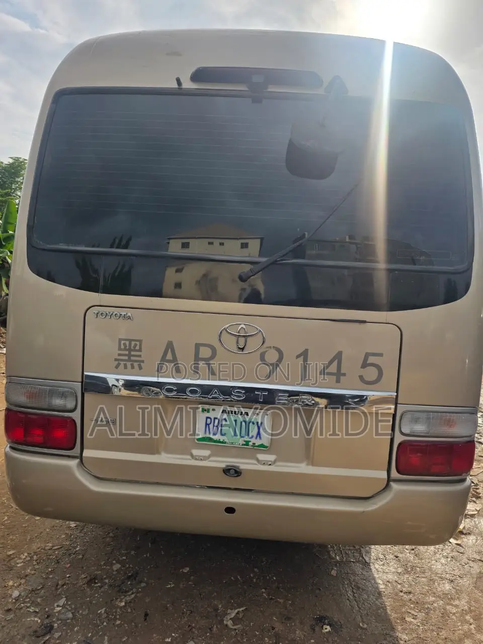 Toyota Coaster 2015