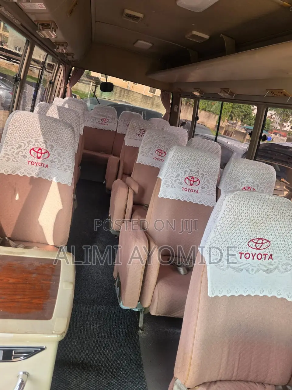 Toyota Coaster 2015