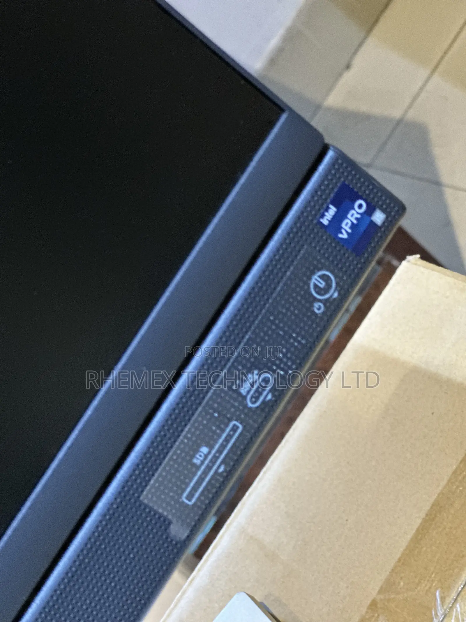 New Desktop Computer Dell OptiPlex 7410 16GB Intel Core i5 SSD 256GB