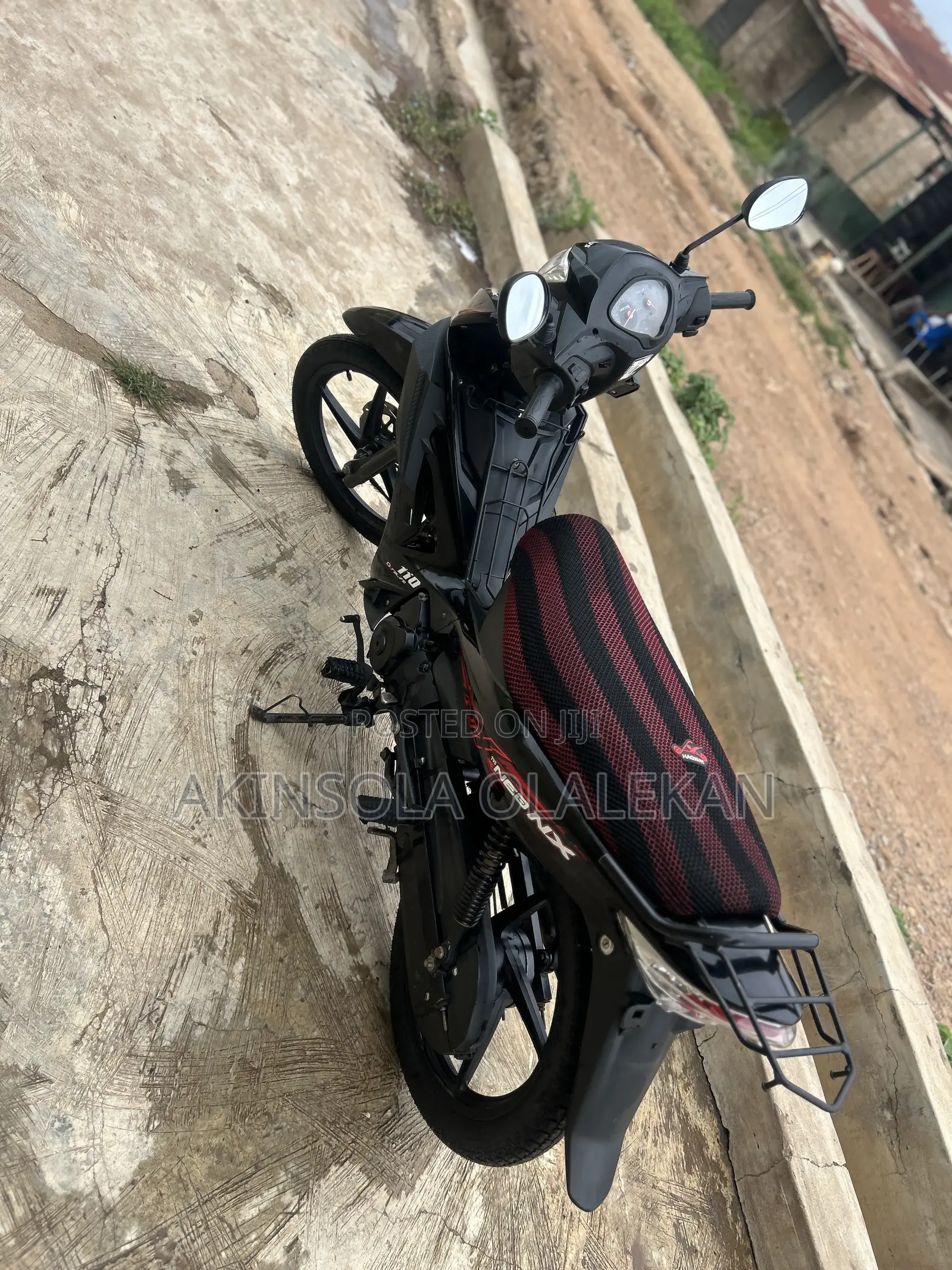 TVS Neo NX 2025 Black