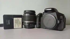 Canon 600d With 18-55mm Lens, Canon Battery and Charger for Sale