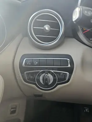 Mercedes-Benz GLC-Class 2018 White