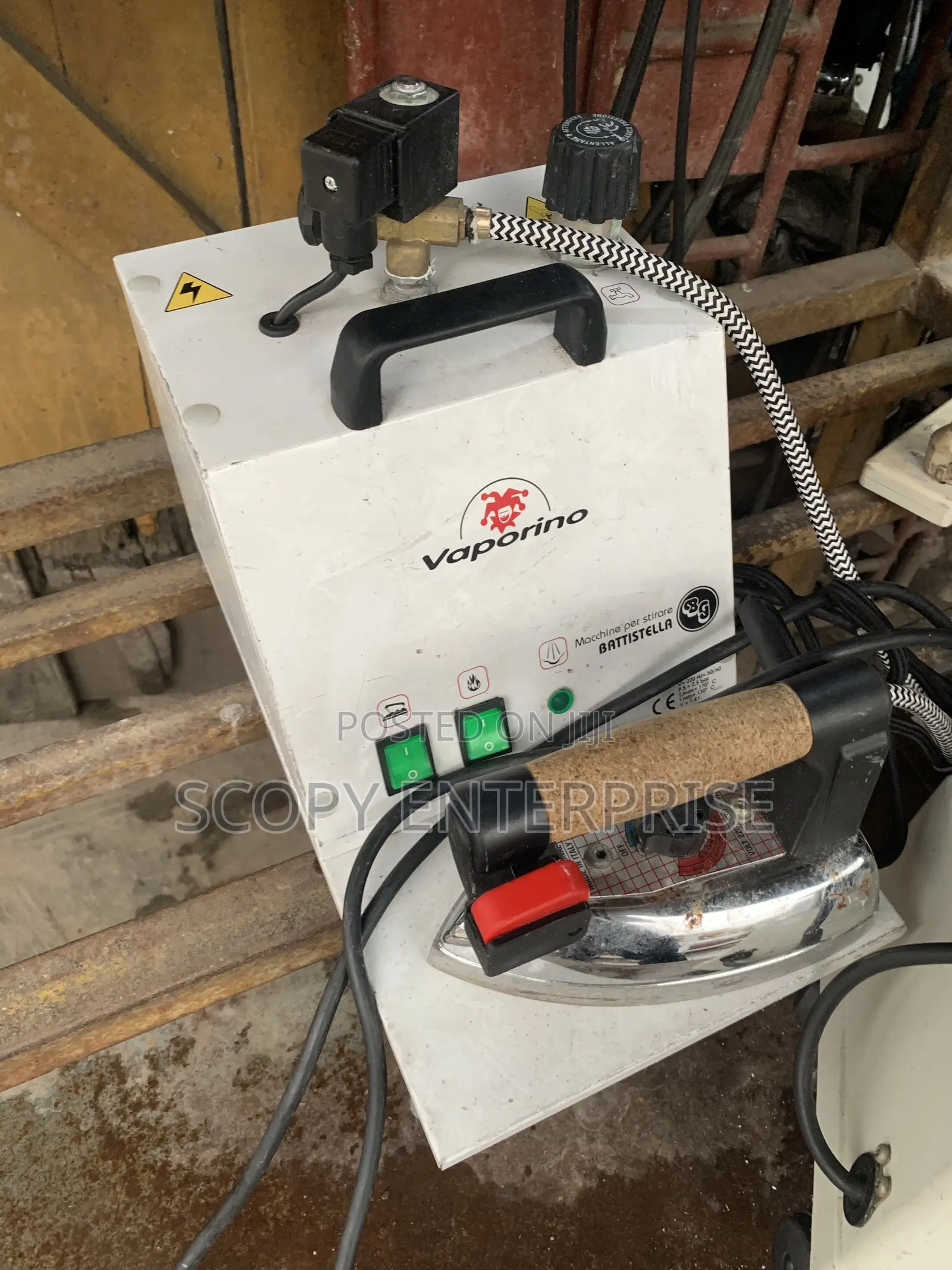 Vaporino Steam Iron