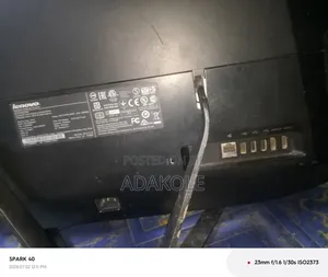 Desktop Computer Lenovo 4GB Intel Core i3 HDD 500GB