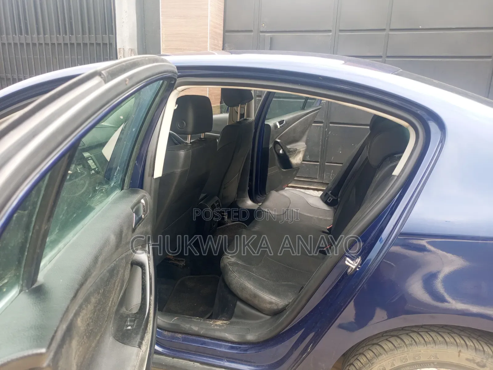 Volkswagen Passat 2009 Blue
