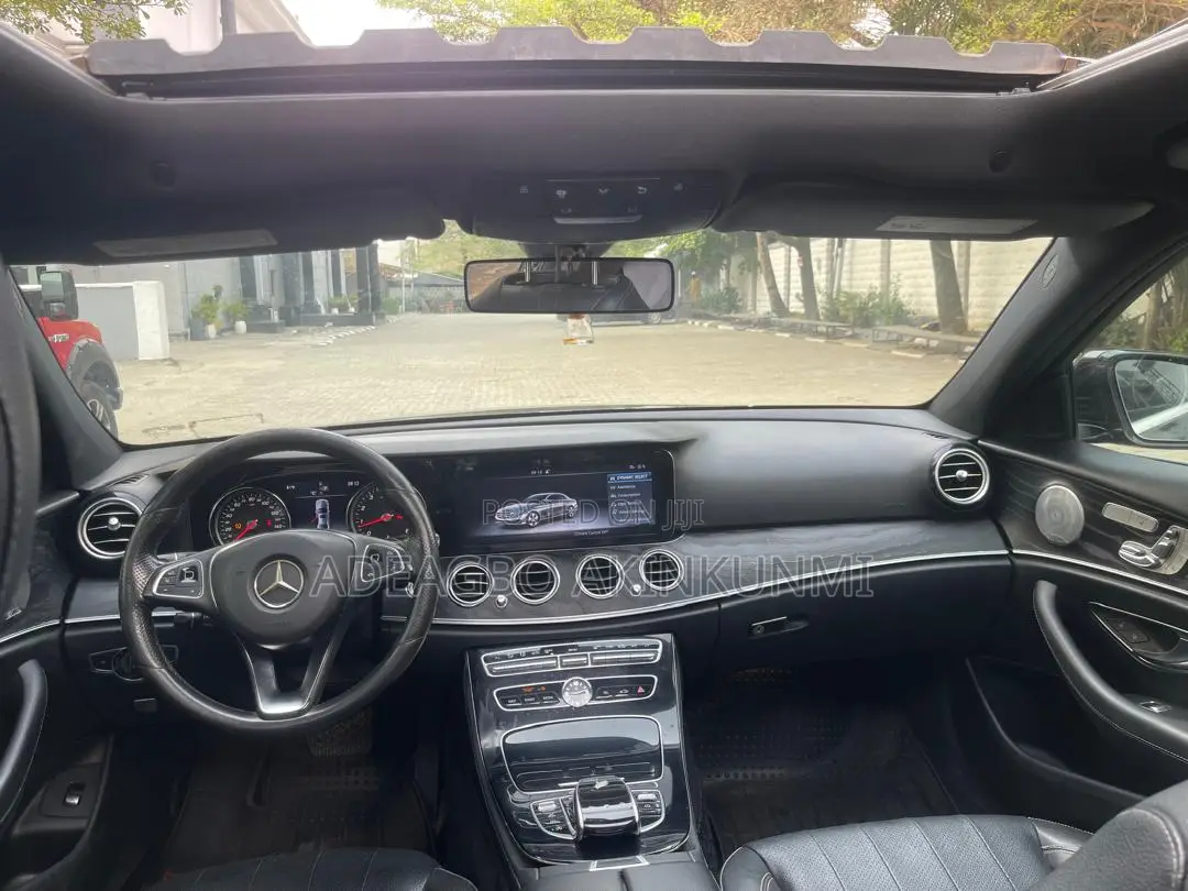 Mercedes-Benz E300 2017 Black