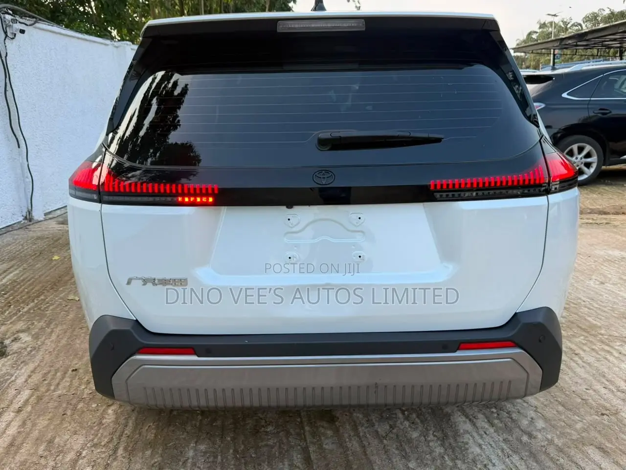 Toyota RAV4 2026 White