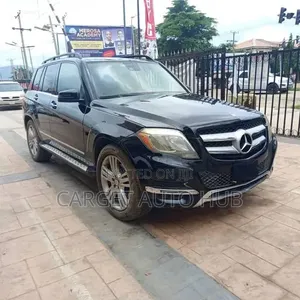 Mercedes-Benz GLK-Class 2014 Black