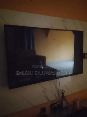 43 Inches MeWe Smart TV