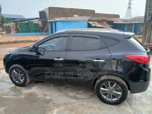 Hyundai Tucson 2015 Black