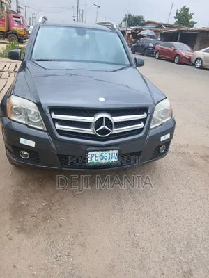 Mercedes-Benz GLK-Class 2010 Black