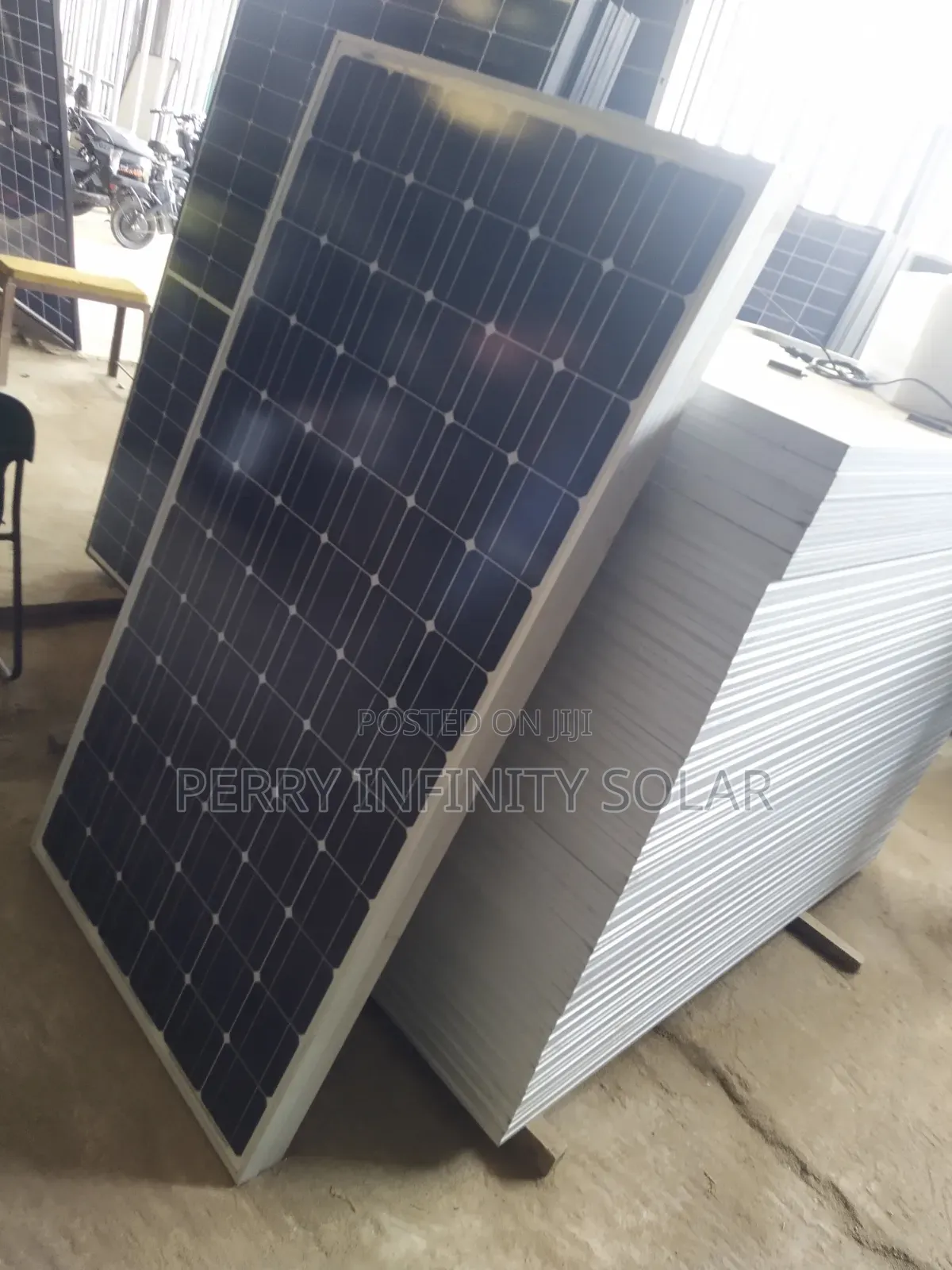 72-Cell 300w Monocrystalline Solar Panel | High Efficiency