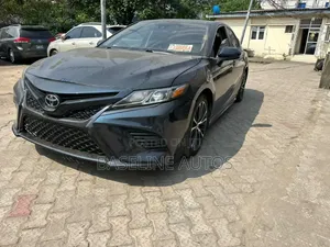 Toyota Camry 2018 Black