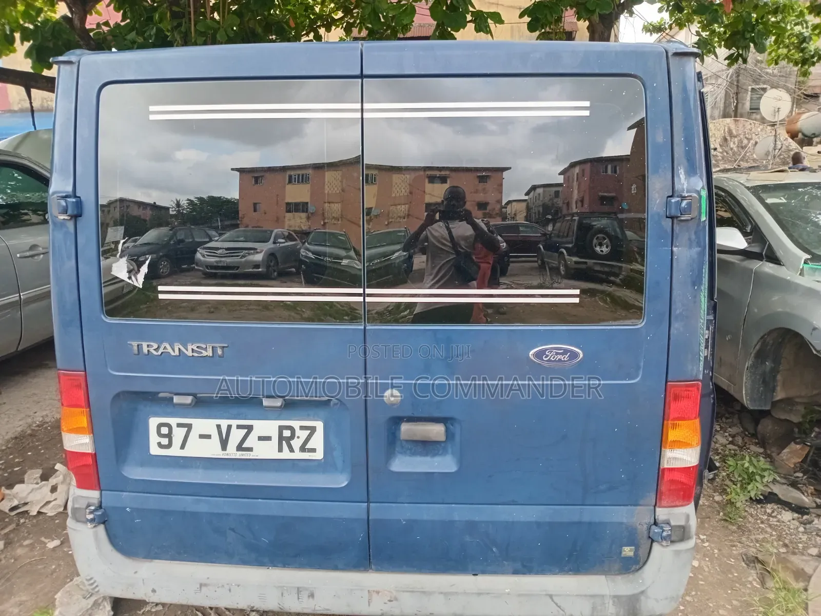Ford Transit 2012 Blue