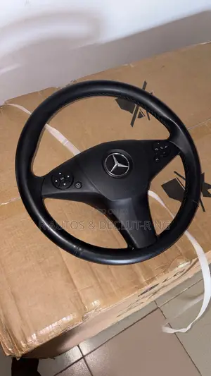 2010 C300 Steering