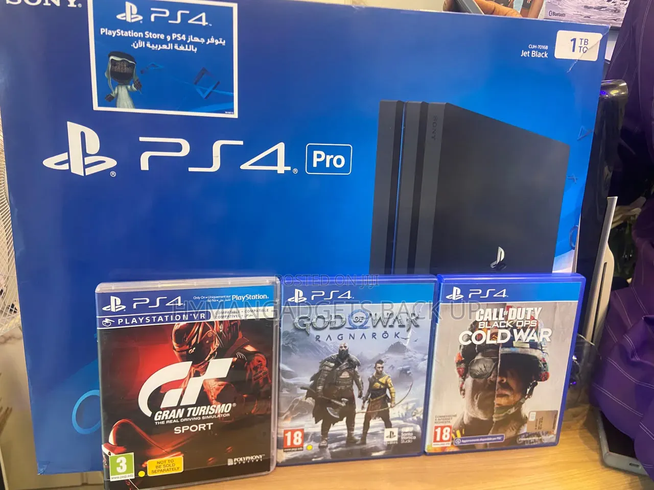 Open Box PS 4 Pro 1TB